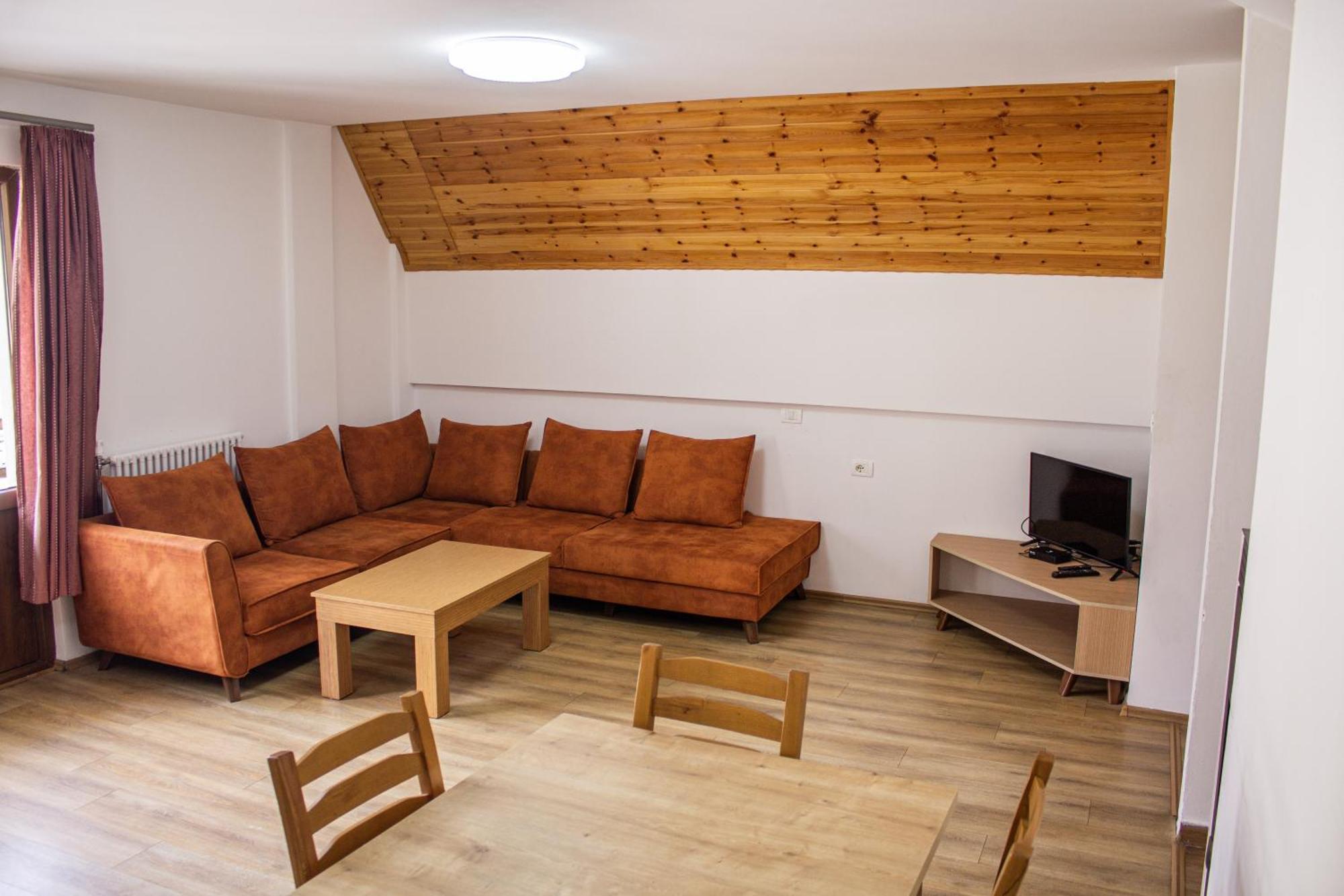 Bujtinat E Lugines Appart hôtel *
